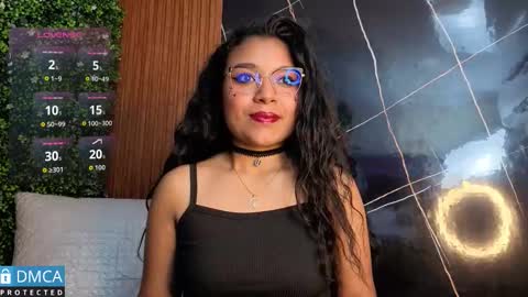 Tay online show from 8, 10, 2025