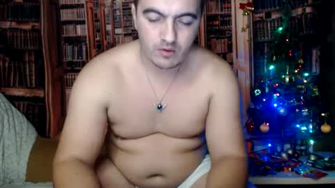 Snapshot of taylorhot33 chatting on 21, 12, 2024 TAYLOR the MASTER online show from 21, 12, 2024