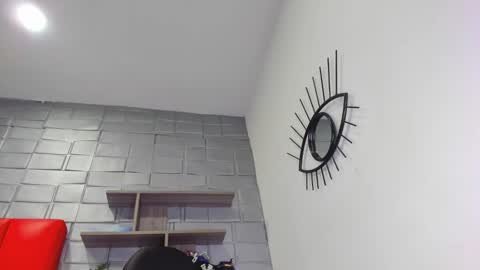 taylorr_evans online show from 11, 10, 2025