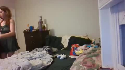 Snapshot of taylorslay chatting on 3, 2, 2026 taylorslay online show from 3, 2, 2026