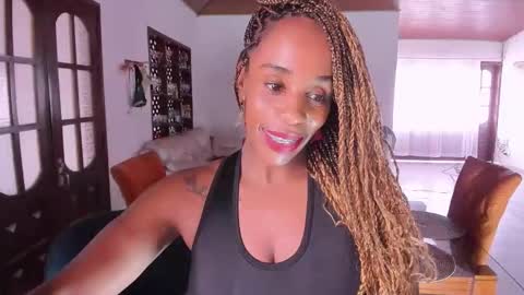 Snapshot of taylorslims chatting on 7, 6, 2026 taylorslims online show from 7, 6, 2026