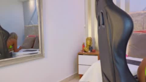 tayra online show from 26, 2, 2026