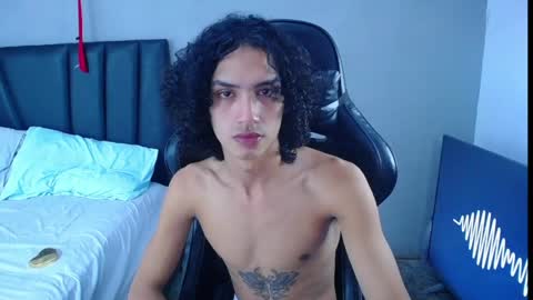 Snapshot of tayronx33 chatting on 5, 4, 2026 Tayron online show from 5, 4, 2026