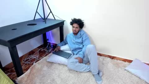 ask for cum online show from 13, 11, 2025