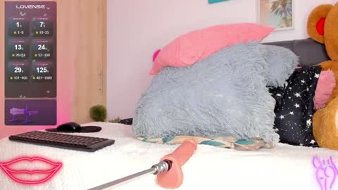  TAYSSA  ONLINE FROM 0630 PM - 1130 PM COLOMBIAN HOUR online show from 5, 2, 2025