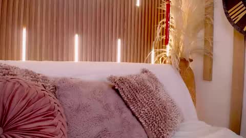 Snapshot of tayzon_foxxx chatting on 5, 5, 2026 Sofia online show from 5, 5, 2026