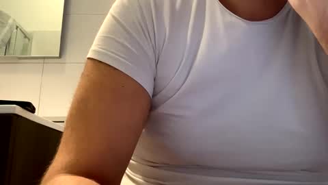 Tbest1986 online show from 22, 10, 2025