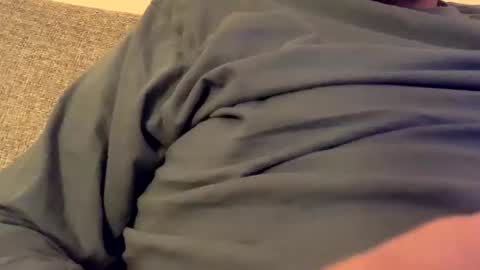 Snapshot of tbest1986 chatting on 18, 3, 2026 Tbest1986 online show from 18, 3, 2026