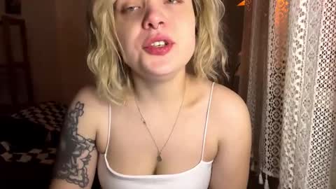 Mia online show from 16, 11, 2025