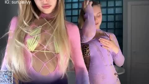 Sally and Sandy online show from 8, 4, 2026