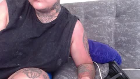 Snapshot of techno_420 chatting on 1, 6, 2026 Charlee He online show from 1, 6, 2026