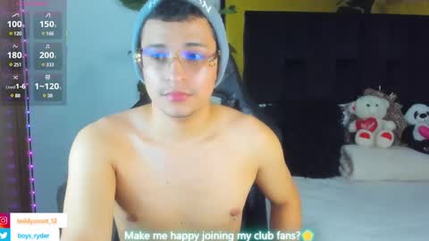 Snapshot of teddy_cowboy chatting on 22, 2, 2025 Follow me on Twitter boys ryder and instagram teddyscoot 12 online show from 22, 2, 2025