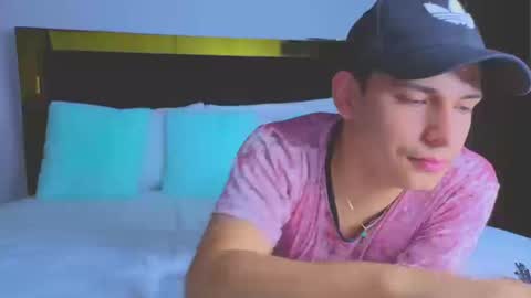 Snapshot of teddy_cowboy chatting on 18, 9, 2025 Follow me on Twitter boys ryder and instagram teddyscoot 12 online show from 18, 9, 2025