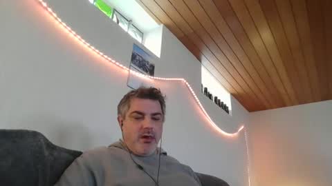 Snapshot of teeforyou chatting on 8, 2, 2025 Peter online show from 8, 2, 2025