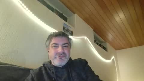 Snapshot of teeforyou chatting on 18, 2, 2025 Peter online show from 18, 2, 2025