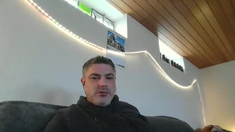 Snapshot of teeforyou chatting on 12, 3, 2025 Peter online show from 12, 3, 2025