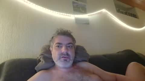 Snapshot of teeforyou chatting on 3, 10, 2025 Peter online show from 3, 10, 2025