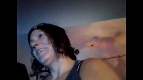 Xyainou online show from 15, 4, 2026