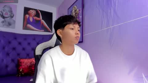 Snapshot of tefi_meow chatting on 16, 9, 2025 Stefani online show from 16, 9, 2025