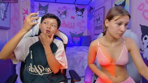 Snapshot of tefi_meow chatting on 4, 10, 2025 Stefani online show from 4, 10, 2025