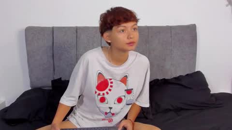 Snapshot of tefi_meow_ chatting on 27, 2, 2026 Estefani online show from 27, 2, 2026