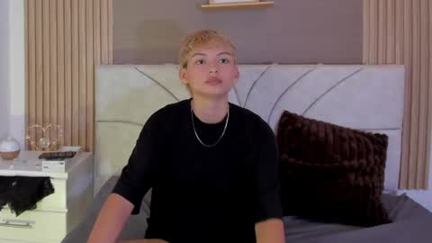 Estefani online show from 22, 4, 2026