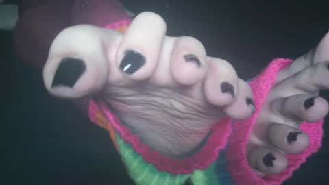 Viv West online show from 26, 12, 2024