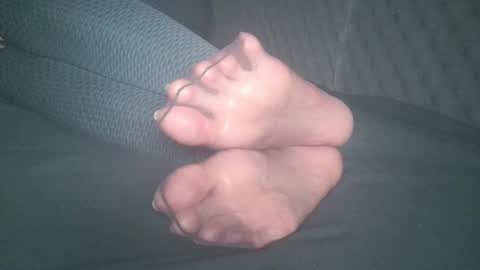 Viv West online show from 26, 2, 2025