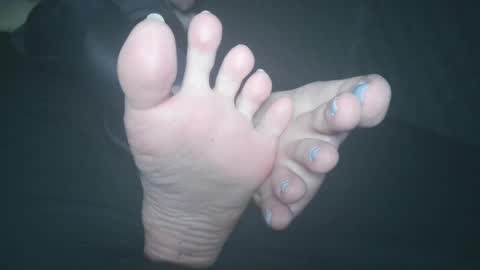 Viv West online show from 27, 2, 2025