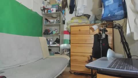 Virg Lszl online show from 3, 11, 2025