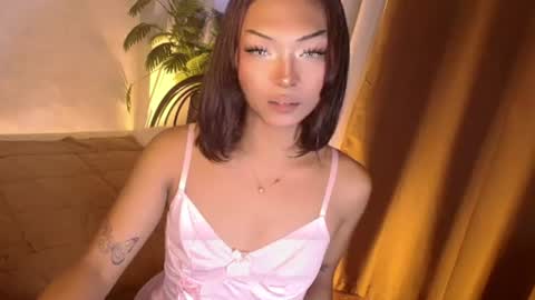 Snapshot of temptation_ashley chatting on 6, 7, 2026 temptation_ashley online show from 6, 7, 2026