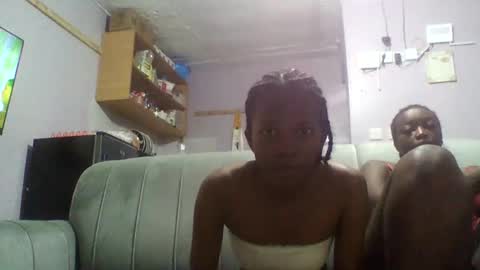 Snapshot of temptingpetite chatting on 24, 5, 2026 Sassy online show from 24, 5, 2026