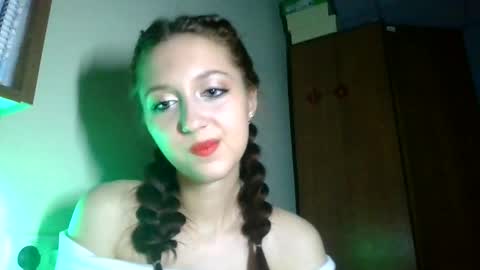 Snapshot of temptingvision chatting on 7, 3, 2025 temptingvision online show from 7, 3, 2025