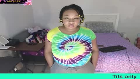 Snapshot of temptressbeauty24 chatting on 22, 12, 2024 Gaia online show from 22, 12, 2024