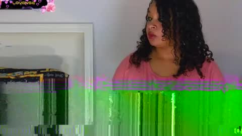 Snapshot of temptressbeauty24 chatting on 27, 12, 2024 Gaia online show from 27, 12, 2024