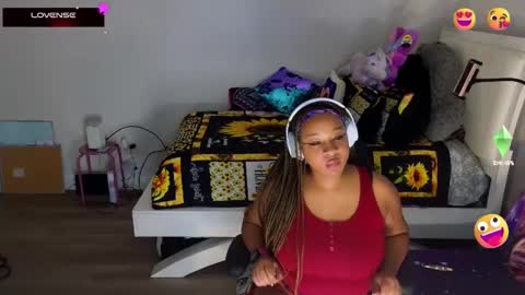 Snapshot of temptressbeauty24 chatting on 25, 2, 2025 Gaia online show from 25, 2, 2025