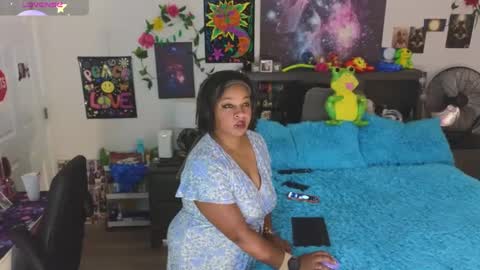 Snapshot of temptressbeauty24 chatting on 14, 9, 2025 Gaia online show from 14, 9, 2025