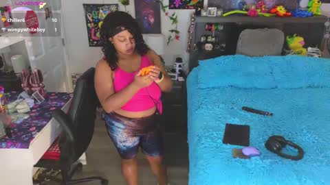 Snapshot of temptressbeauty24 chatting on 17, 9, 2025 Gaia online show from 17, 9, 2025