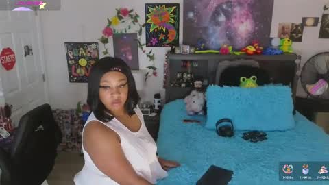 Snapshot of temptressbeauty24 chatting on 24, 9, 2025 Gaia online show from 24, 9, 2025