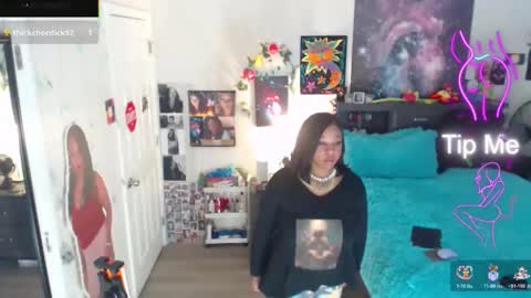 Snapshot of temptressbeauty24 chatting on 23, 10, 2025 Gaia online show from 23, 10, 2025