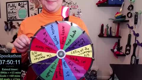 Pixie and Tentacle Overlord online show from 20, 10, 2025