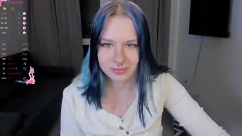 Snapshot of tender__kitty chatting on 6, 2, 2026 Sue online show from 6, 2, 2026