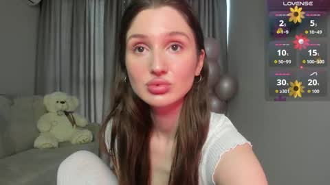 Snapshot of tender_babyyy chatting on 16, 6, 2026 Amina online show from 16, 6, 2026