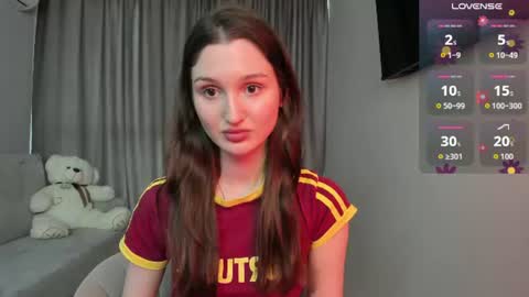 Snapshot of tender_babyyy chatting on 28, 6, 2026 Amina online show from 28, 6, 2026