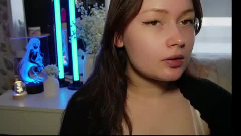 Snapshot of tendre_amelia chatting on 7, 6, 2026 tendre_amelia online show from 7, 6, 2026