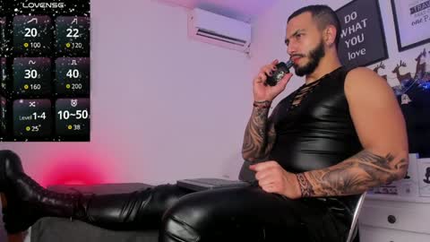 Teo Ferrer online show from 27, 12, 2024