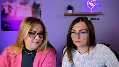 Snapshot of tereza_moon chatting on 14, 10, 2025 Youre Tereza online show from 14, 10, 2025