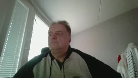 Snapshot of tero007 chatting on 9, 10, 2025 tero007 online show from 9, 10, 2025