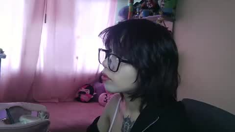 Terra Elowen online show from 17, 6, 2026