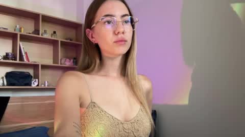 tessa_calmness online show from 19, 4, 2026